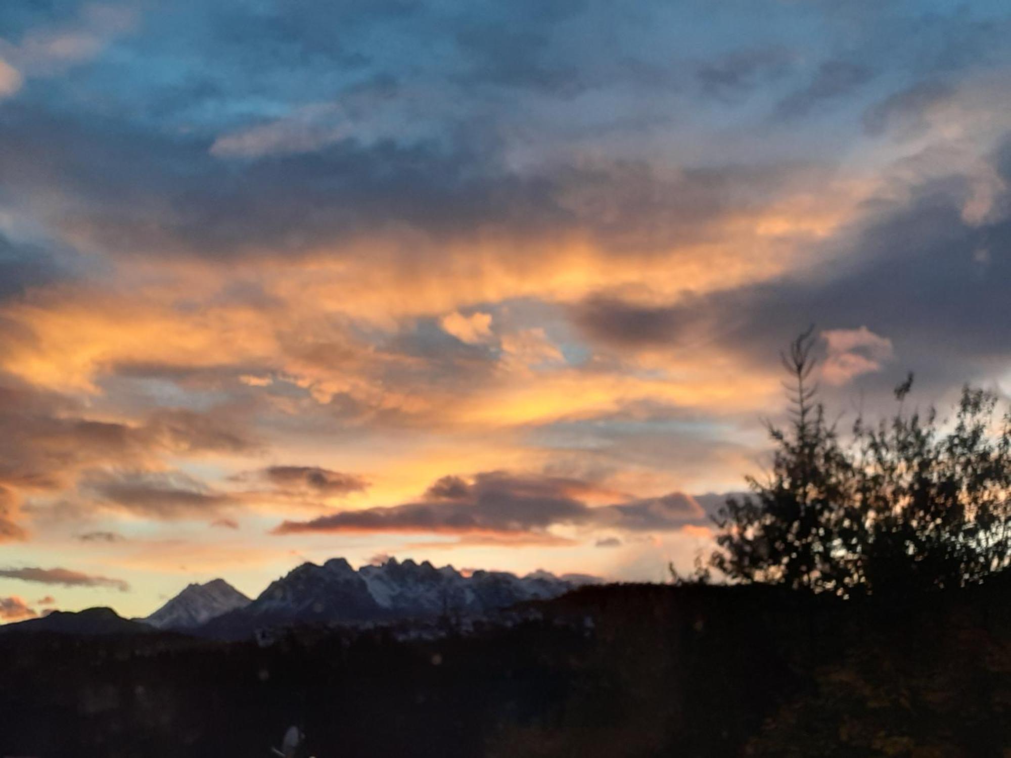 B&B Il Bucaneve Santo Stefano Di Cadore Luaran gambar